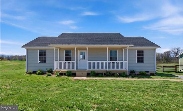 178 RESERVOIR AVE, Luray, VA 22835