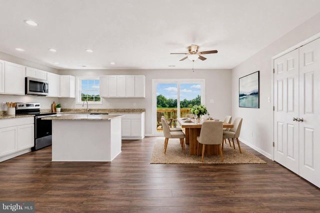 178 RESERVOIR AVE, Luray, VA 22835