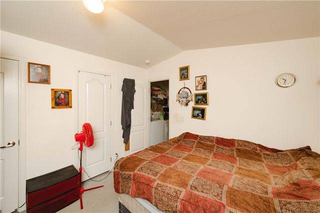 3854 N Davis Road, Golden Valley, AZ 86413