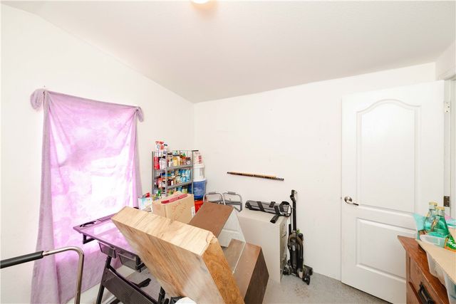 3854 N Davis Road, Golden Valley, AZ 86413