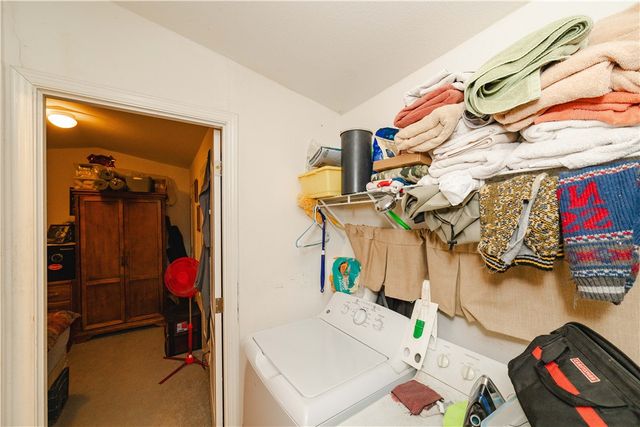 3854 N Davis Road, Golden Valley, AZ 86413