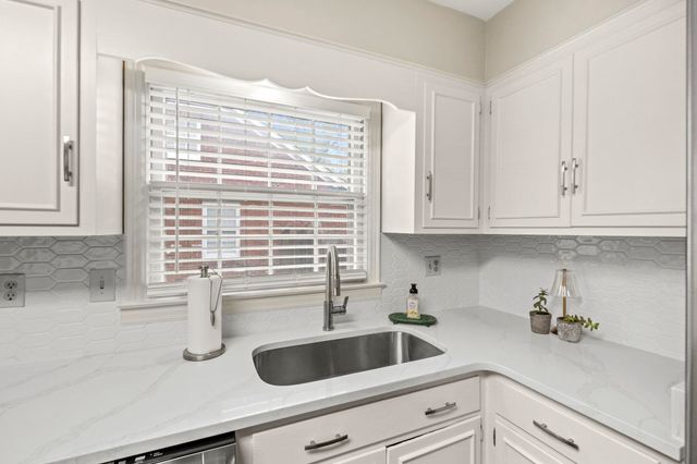 4533 DEE RD, Memphis, TN 38117