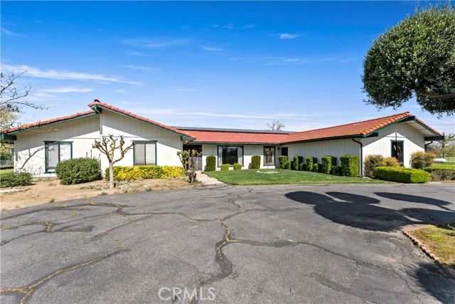 4776 Stetson, Clovis, CA 93619