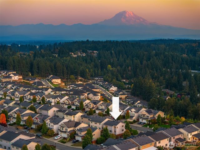 16009 24th Street E, Lake Tapps, WA 98391