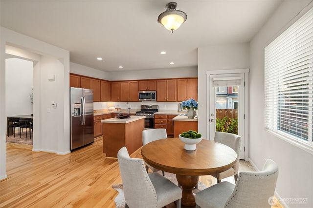 16009 24th Street E, Lake Tapps, WA 98391