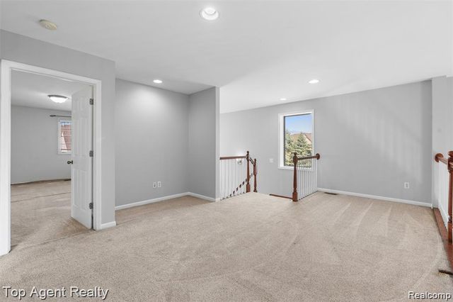 1066 Lorenzo Court, Troy, MI 48085