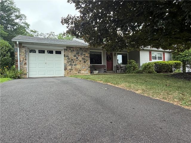 6830 Gun Club Road, Upper Saucon Twp, PA 18036