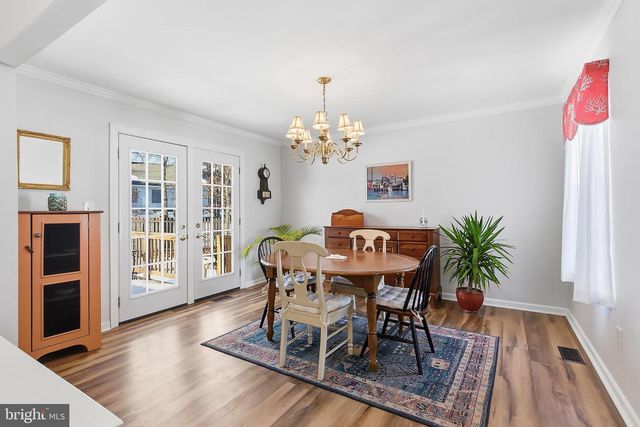 31 HILLCREST LN, Tuckerton, NJ 08087