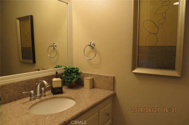9 Marin Court, Manhattan Beach, CA 90266