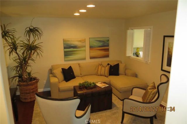 9 Marin Court, Manhattan Beach, CA 90266