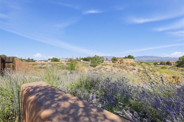 4908 Northern Trail NW, Albuquerque, NM 87120