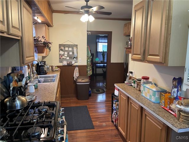 16 Aspen Street, Auburn, NY 13021