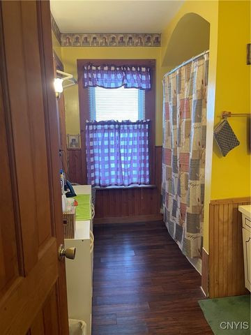 16 Aspen Street, Auburn, NY 13021