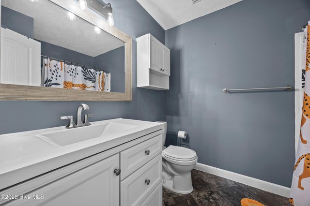 131 Meadowood Drive, Wilmington, NC 28411