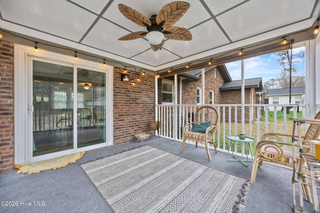 131 Meadowood Drive, Wilmington, NC 28411