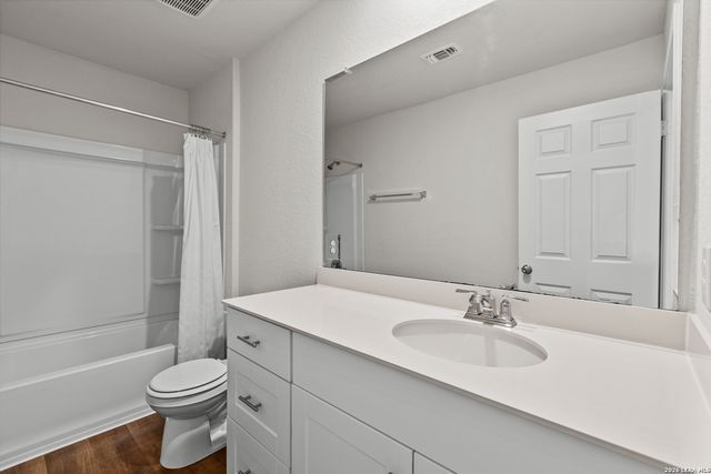 5026 Flight Sail, San Antonio, TX 78245