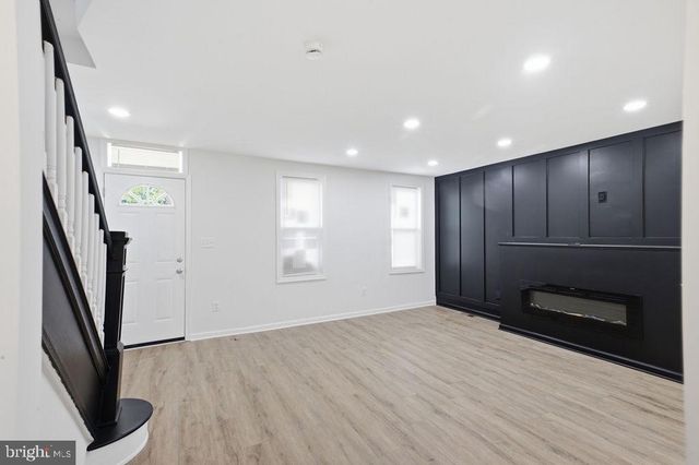 3227 PHELPS LN, Baltimore, MD 21229