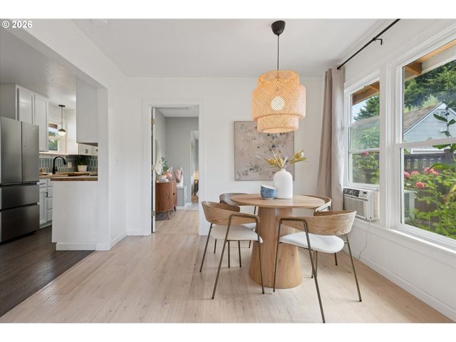 3158 Ne 78TH Ave, Portland, OR 97213