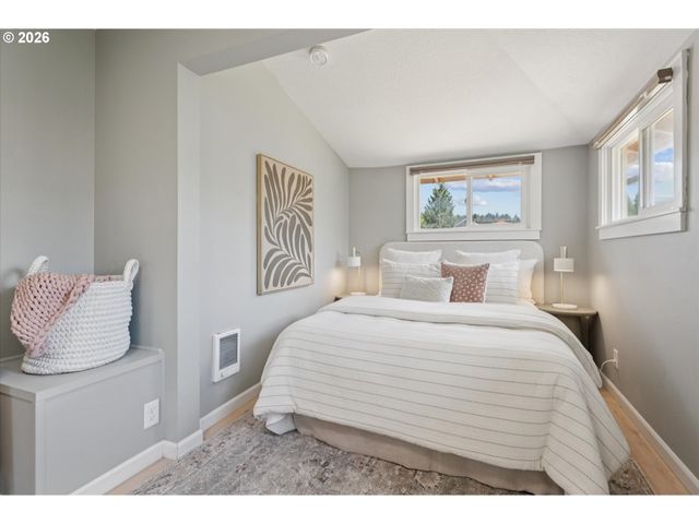 3158 Ne 78TH Ave, Portland, OR 97213