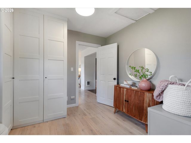 3158 Ne 78TH Ave, Portland, OR 97213