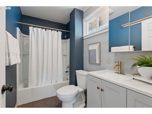 3158 Ne 78TH Ave, Portland, OR 97213