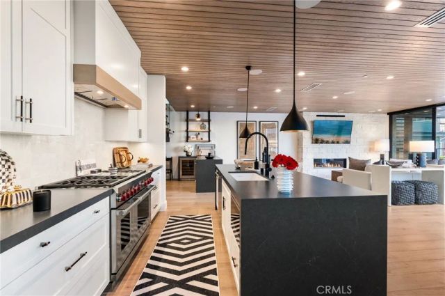 109 Turquoise, Newport Beach, CA 92662