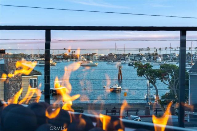 109 Turquoise, Newport Beach, CA 92662