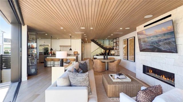 109 Turquoise, Newport Beach, CA 92662