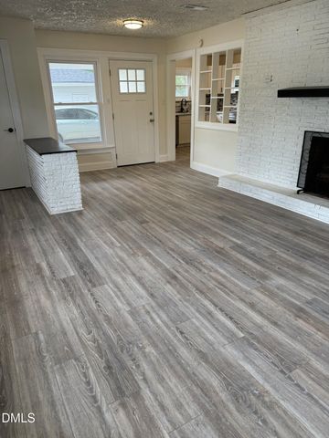 605 Sunnyside Lane W, Wilson, NC 27893