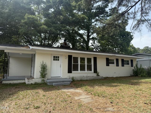 605 Sunnyside Lane W, Wilson, NC 27893