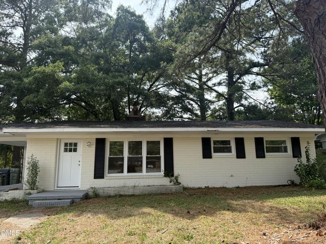 605 Sunnyside Lane W, Wilson, NC 27893