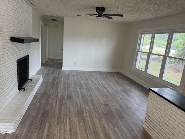 605 Sunnyside Lane W, Wilson, NC 27893