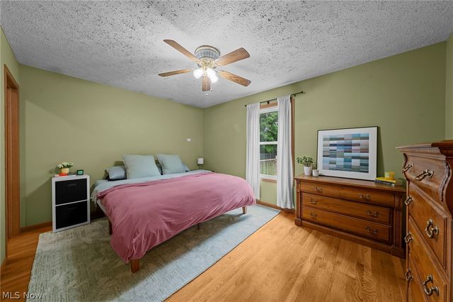77 29th Street NW, Barberton, OH 44203