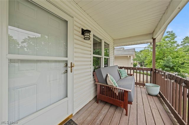 77 29th Street NW, Barberton, OH 44203