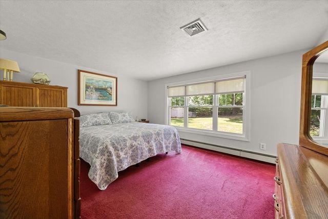 115 Springhill Ave, Bridgewater, MA 02324