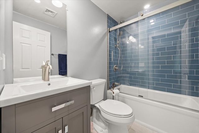 115 Springhill Ave, Bridgewater, MA 02324