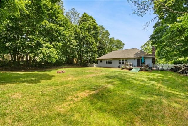 115 Springhill Ave, Bridgewater, MA 02324