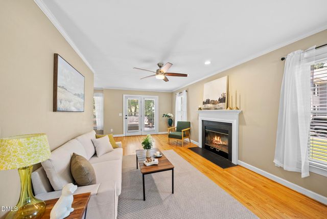 725 Bahama Court, Holly Springs, NC 27540
