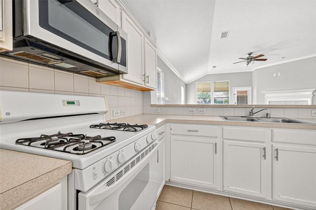 5615 Brookhollow Oaks Trail, Houston, TX 77084