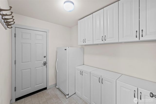 2249 SW Siskin Circle, Port Orchard, WA 98367