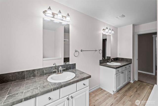 2249 SW Siskin Circle, Port Orchard, WA 98367