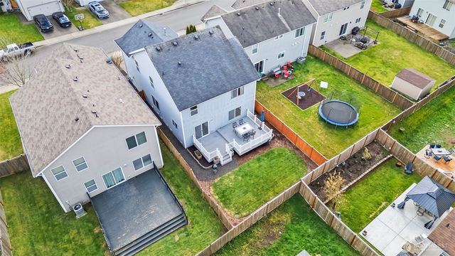 2249 SW Siskin Circle, Port Orchard, WA 98367