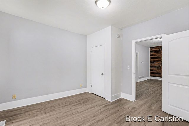 1157 W Dale Avenue, Muskegon, MI 49441