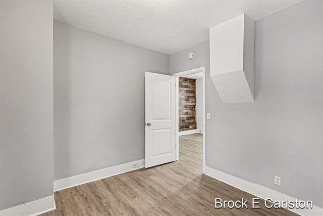 1157 W Dale Avenue, Muskegon, MI 49441