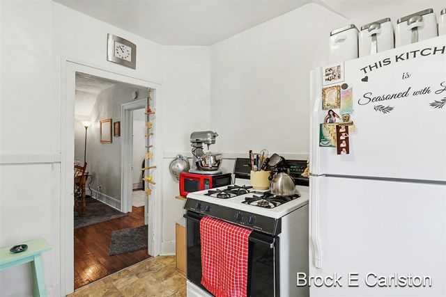 1157 W Dale Avenue, Muskegon, MI 49441