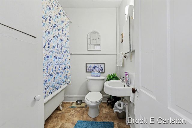 1157 W Dale Avenue, Muskegon, MI 49441