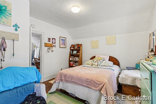 1157 W Dale Avenue, Muskegon, MI 49441