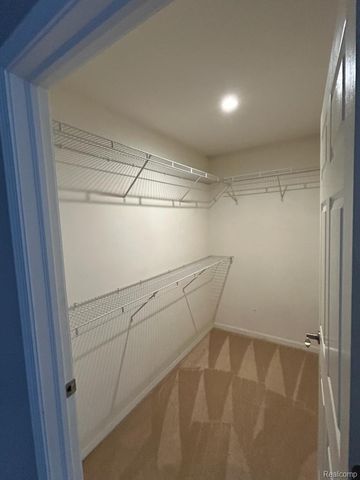 14574 Moravian Manor Circle, Sterling Heights, MI 48312