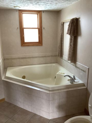 4180 Briarwood Drive 4180 Briarwood Drive, Urbana, OH 43078