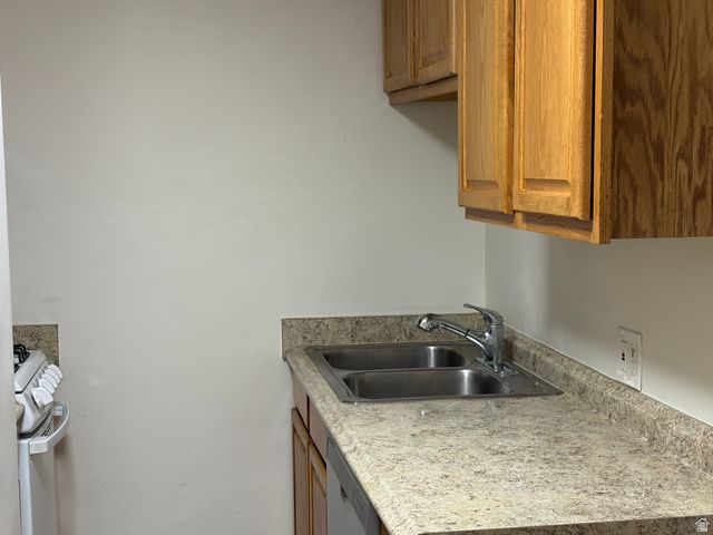 2880 LINCOLN AVE, Ogden, UT 84401